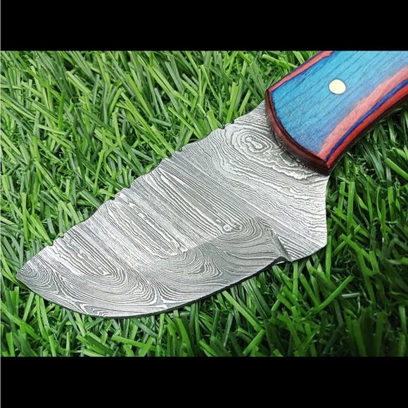 Damascus knife with wooden handle NWOT - Picture 2 of 7